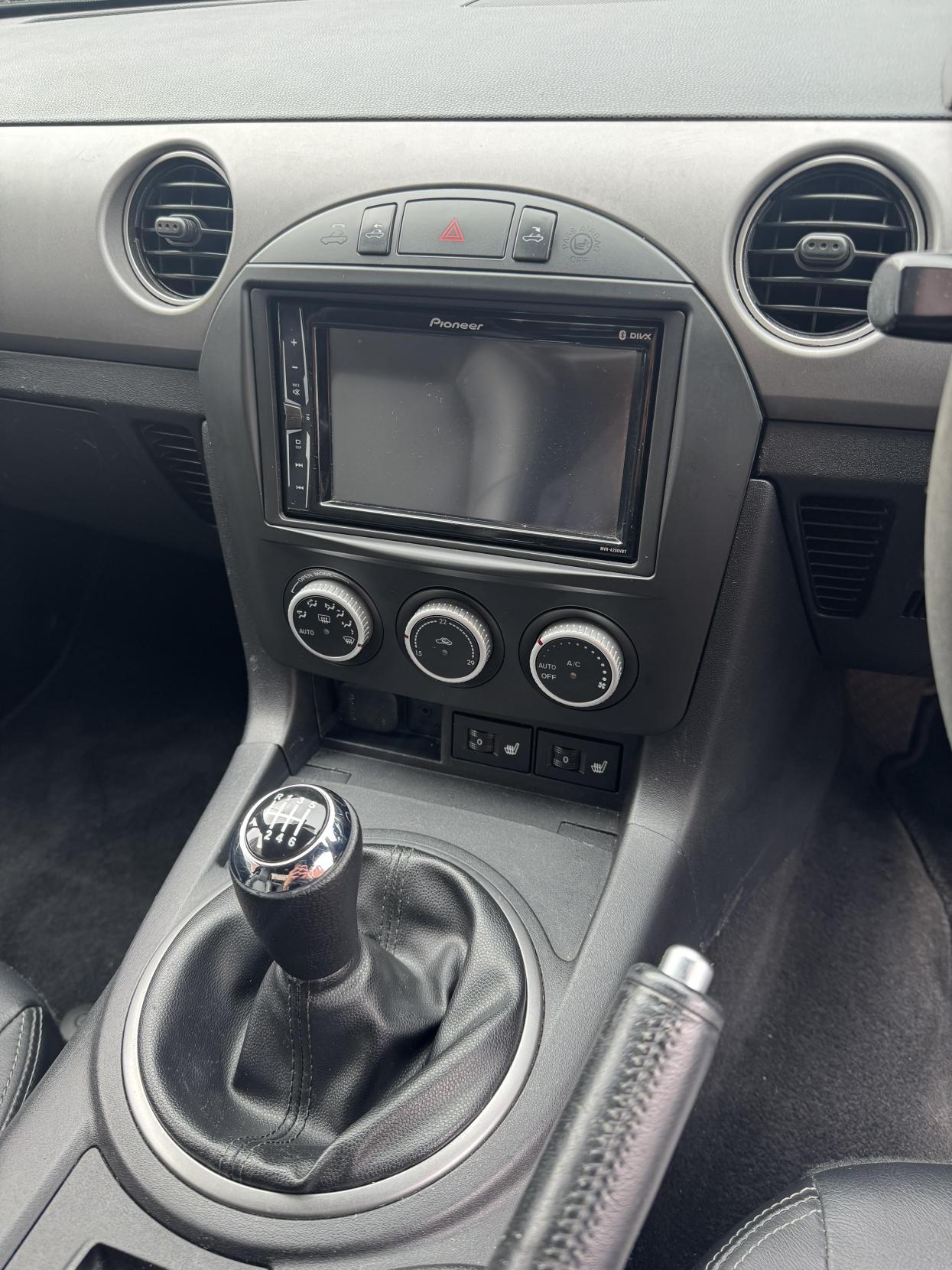 Mazda MX-5 2.0i Sport Tech Convertible 2dr Petrol Manual Euro 4 (160 ps)