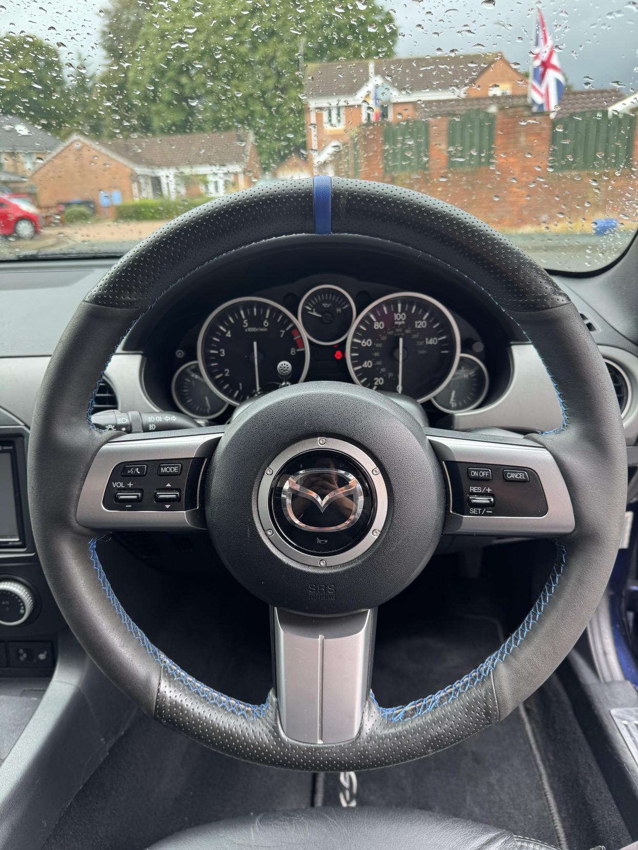 Mazda MX-5 2.0i Sport Tech Convertible 2dr Petrol Manual Euro 4 (160 ps)