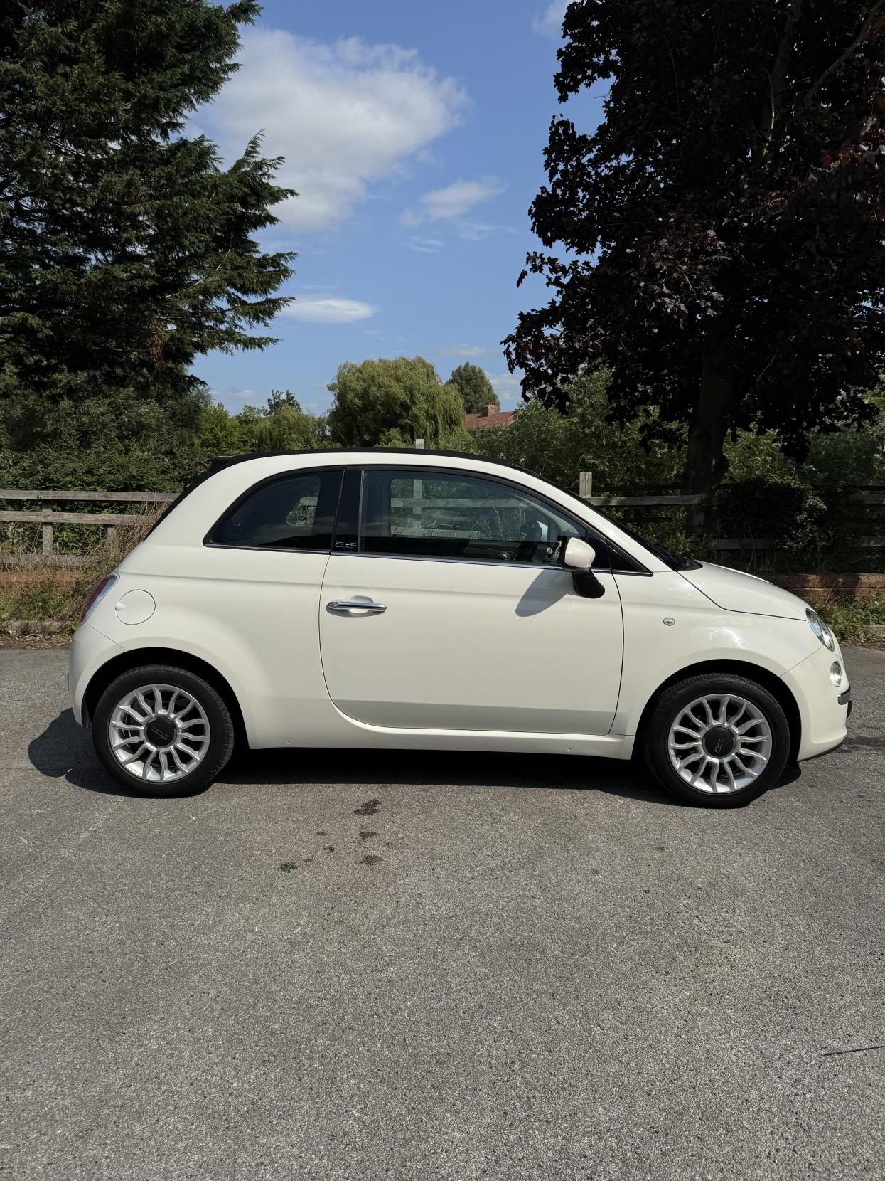 Fiat 500C 1.2 Lounge Convertible 2dr Petrol Manual Euro 6 (s/s) (69 bhp)