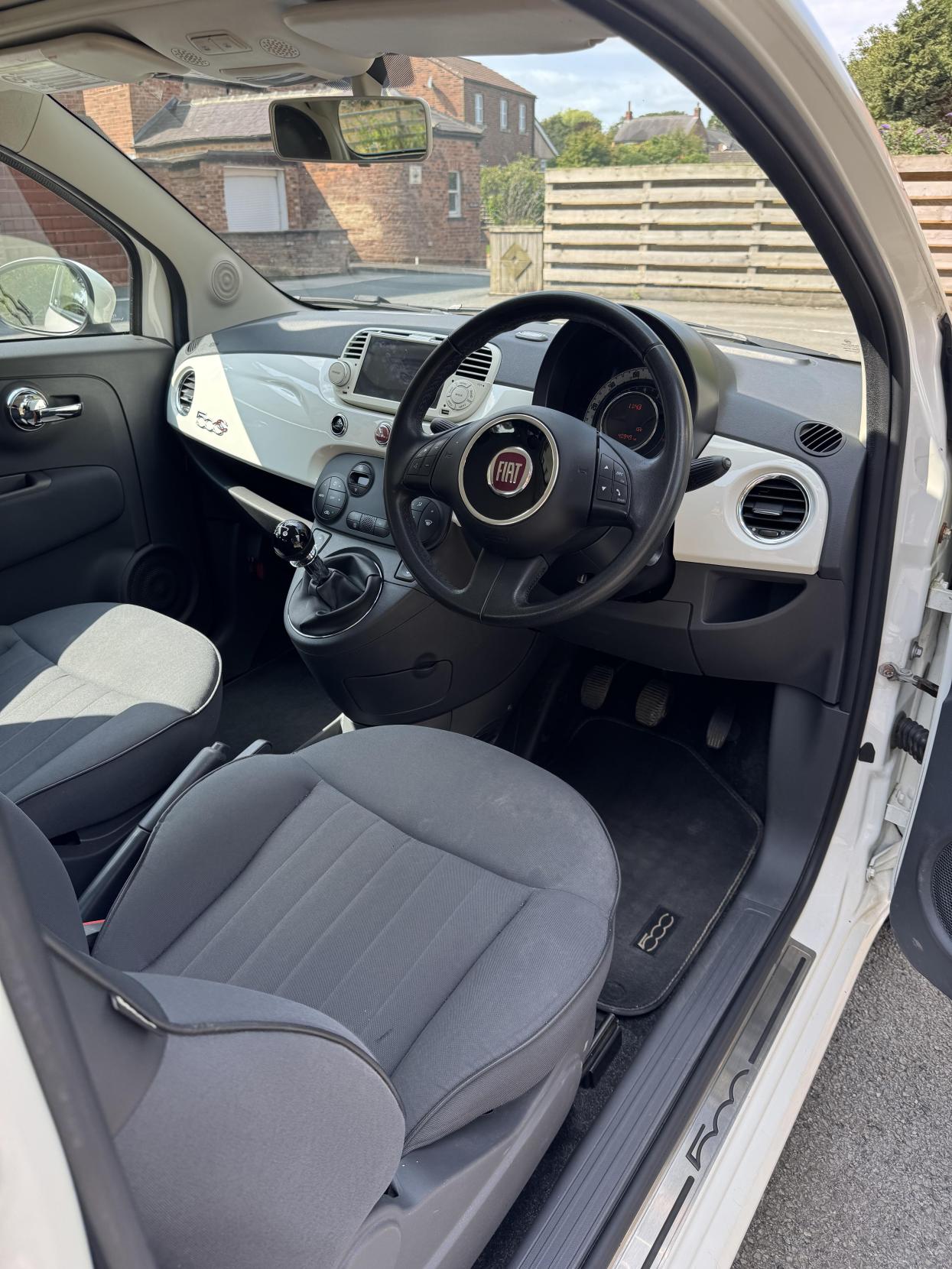 Fiat 500C 1.2 Lounge Convertible 2dr Petrol Manual Euro 6 (s/s) (69 bhp)