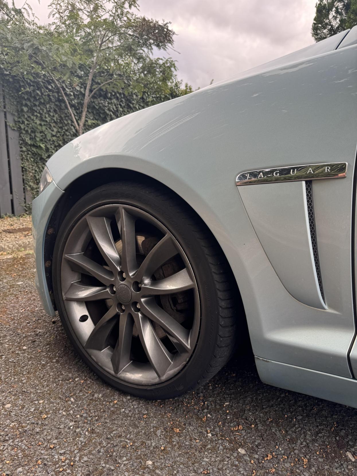 Jaguar XF 3.0d S V6 Portfolio Saloon 4dr Diesel Auto Euro 5 (275 ps)