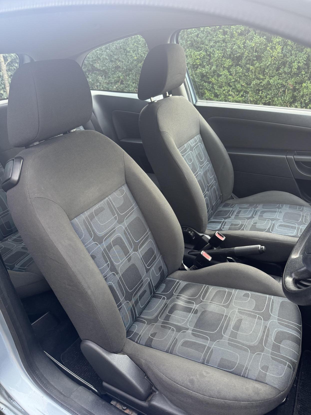 Ford Fiesta 1.25 Studio Hatchback 3dr Petrol Manual (142 g/km, 74 bhp)