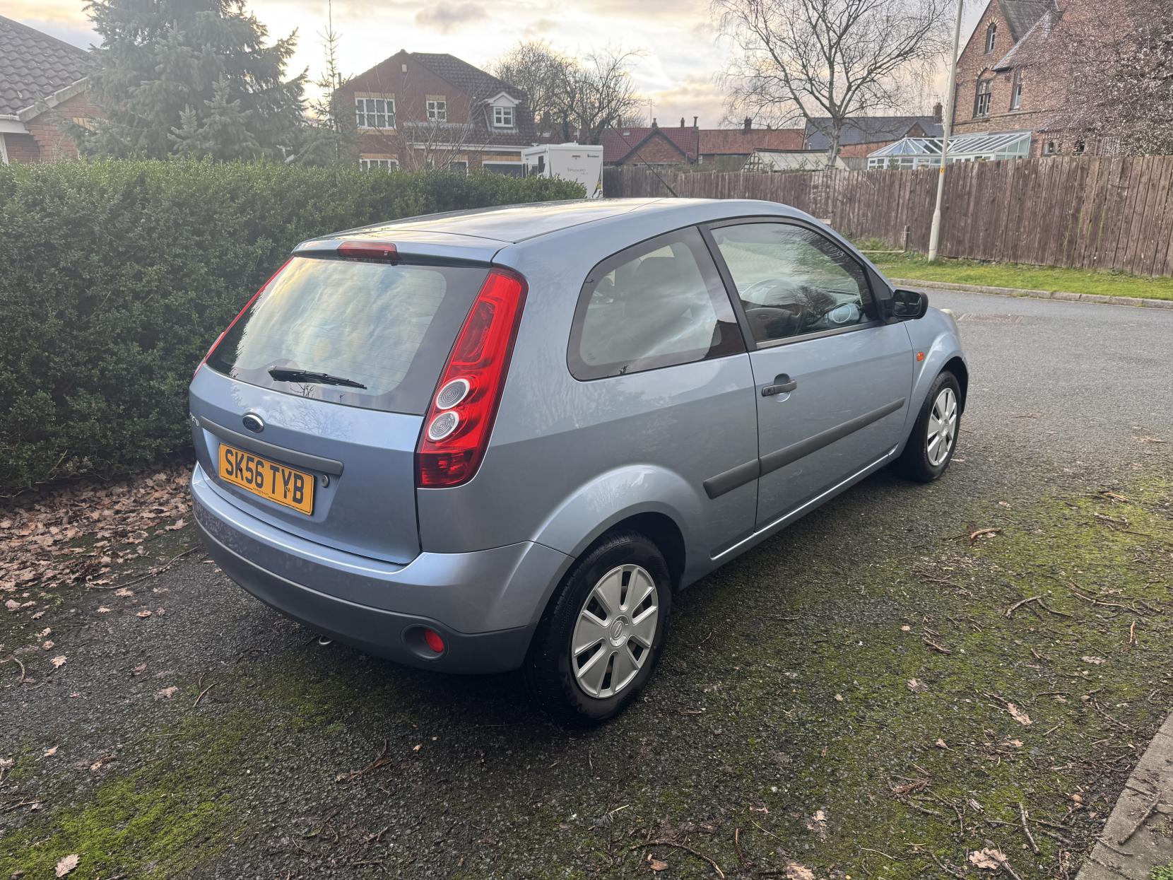 Ford Fiesta 1.25 Studio Hatchback 3dr Petrol Manual (142 g/km, 74 bhp)