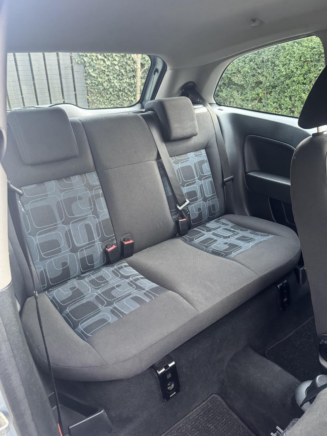 Ford Fiesta 1.25 Studio Hatchback 3dr Petrol Manual (142 g/km, 74 bhp)