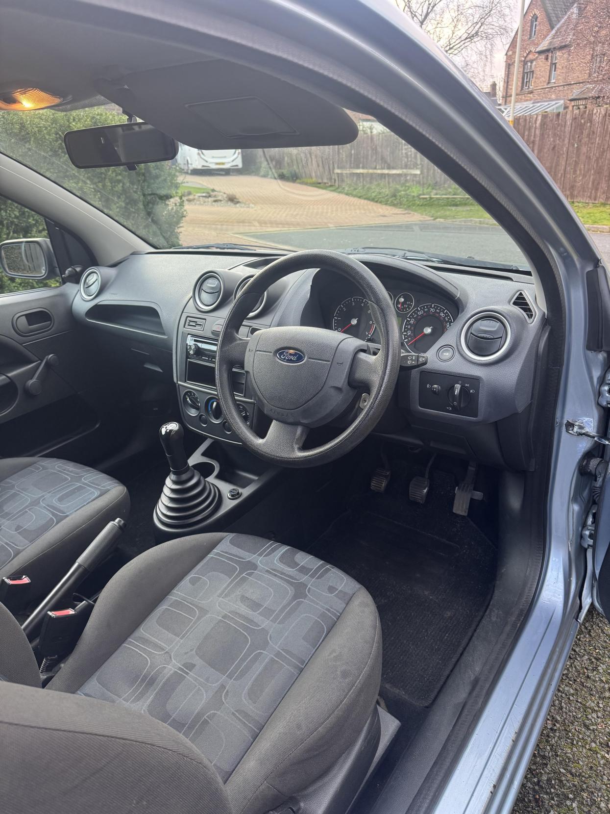 Ford Fiesta 1.25 Studio Hatchback 3dr Petrol Manual (142 g/km, 74 bhp)