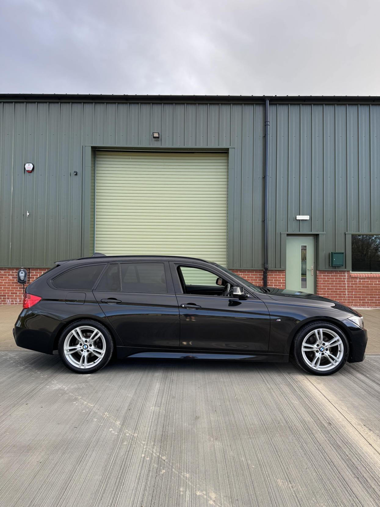 BMW 3 Series 2.0 320d M Sport Touring 5dr Diesel Auto Euro 5 (s/s) (184 ps)