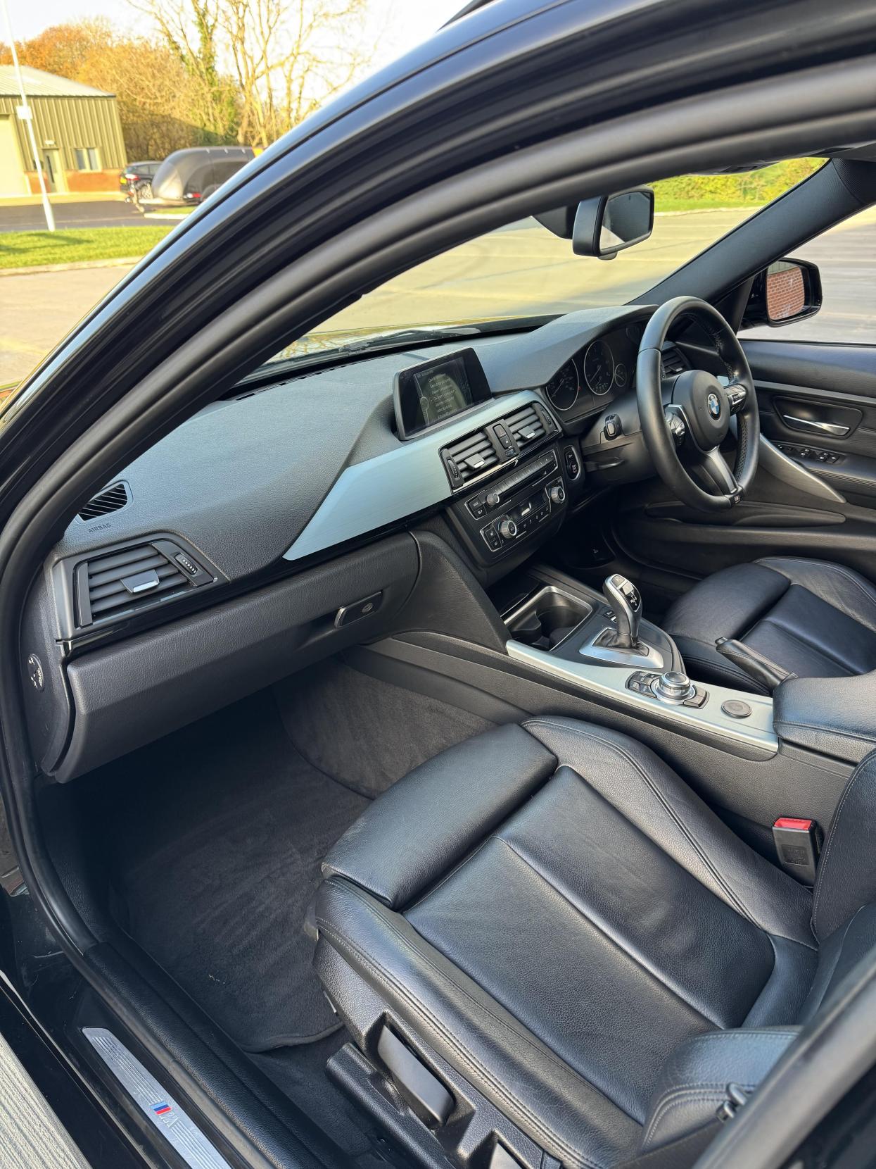 BMW 3 Series 2.0 320d M Sport Touring 5dr Diesel Auto Euro 5 (s/s) (184 ps)