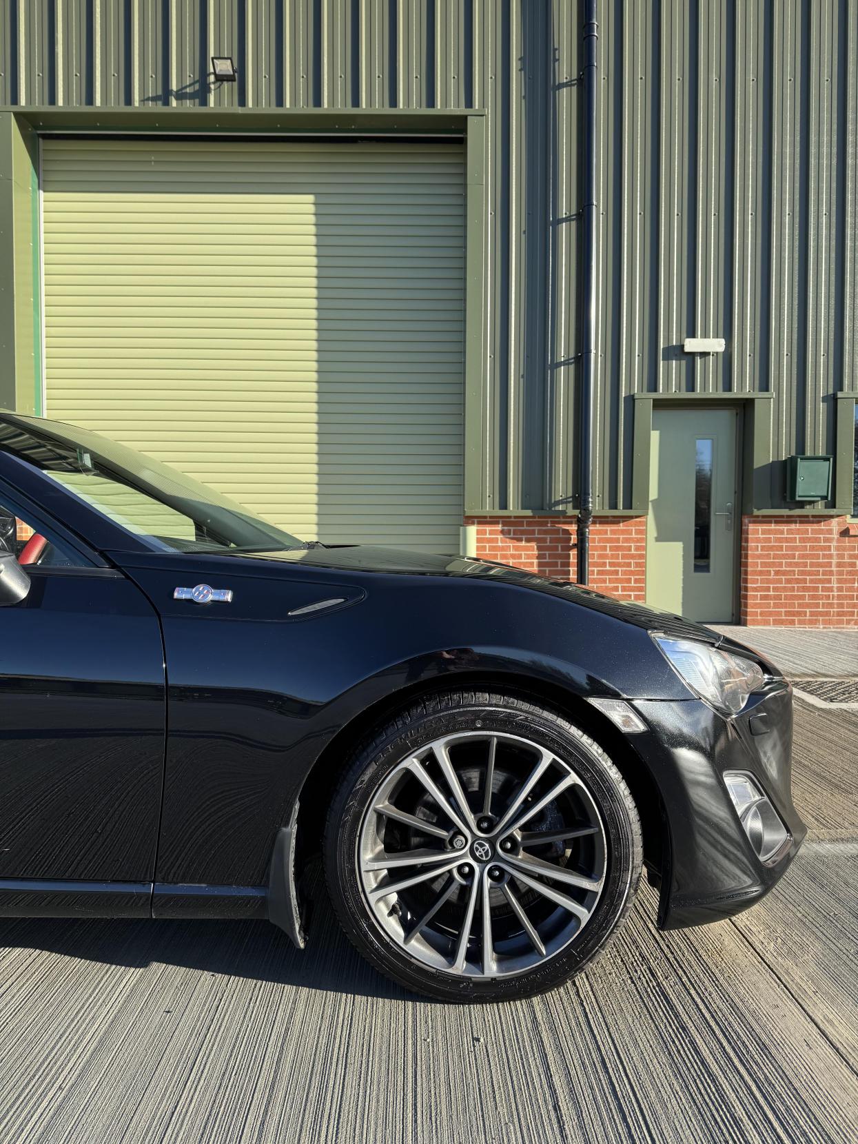 Toyota GT86 2.0 Boxer D-4S TRD Coupe 2dr Petrol Manual Euro 5 (200 ps)